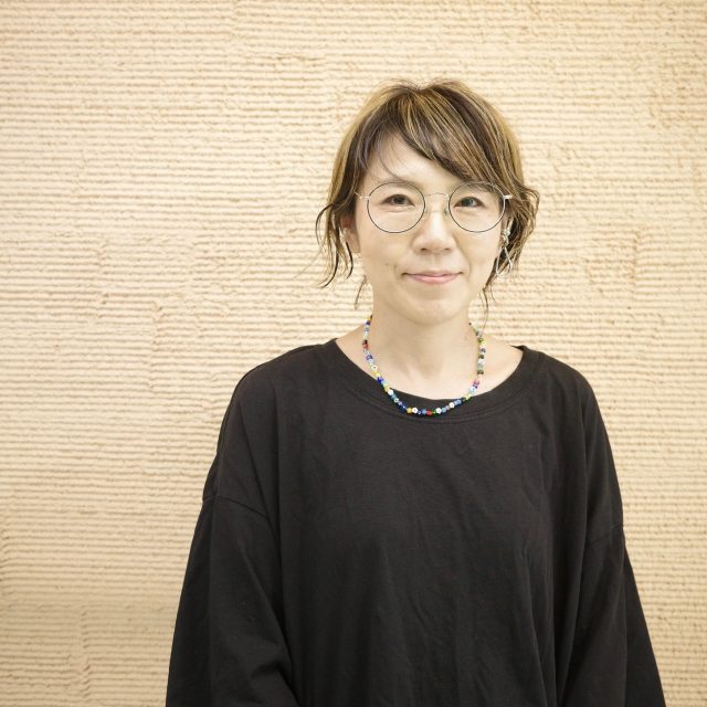 西根　亜裕子